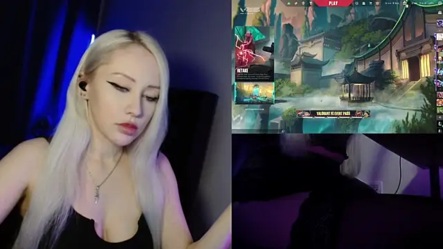 roxxyrowe online show from 07/07/26, 10:36