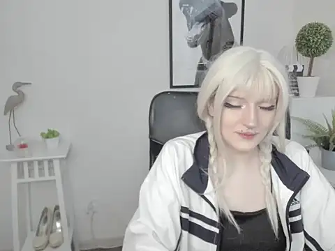 NikaDream online show from 07/06/26, 12:35