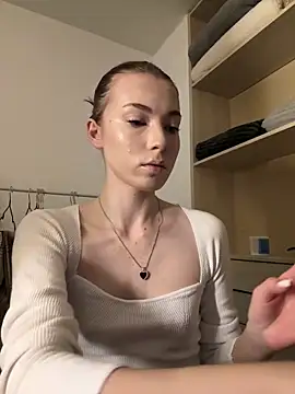 AlisaRussel online show from 06/21/26, 04:31