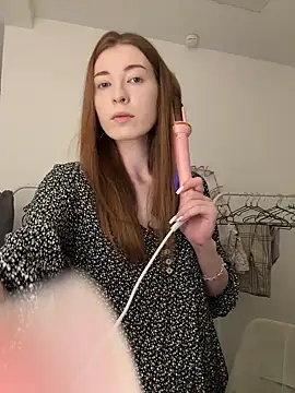 AlisaRussel online show from 07/06/26, 04:09