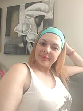 Milka Ray online show from 06/15/26, 03:36