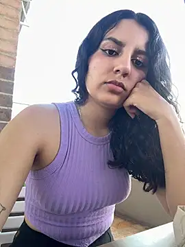 Snapshot of Selenyx_3 chatting on 08/04/26, 09:06 Selenyx 3 online show from 08/04/26, 09:06