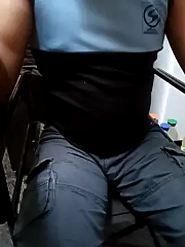 Snapshot of Lawrencedlkk007 chatting on 02/10/26, 11:03 Lawrencedlkk007 online show from 02/10/26, 11:03