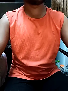 Snapshot of Lawrencedlkk007 chatting on 02/15/26, 04:58 Lawrencedlkk007 online show from 02/15/26, 04:58