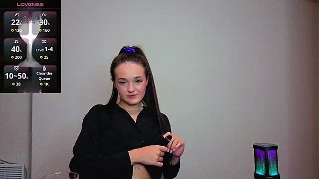 Milky Lily  online show from 07/02/26, 09:48