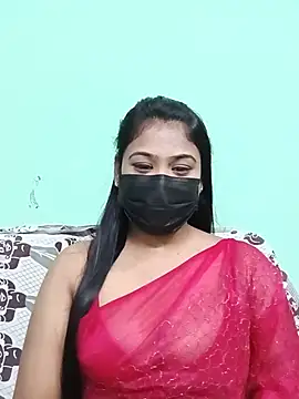 Snapshot of Sweathatamil chatting on 07/02/26, 04:35 Sweathatamil online show from 07/02/26, 04:35