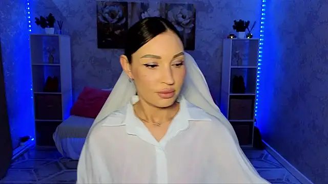 NikoleMills online show from 07/07/26, 06:47
