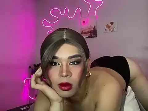 Horny HoneyX online show from 06/17/26, 01:23