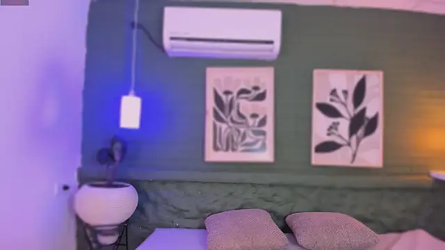 aisha k online show from 07/23/26, 10:51