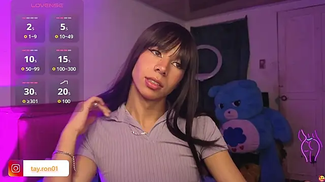 lady Tayron online show from 06/12/26, 03:49