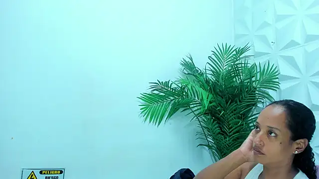 Daniela Spencerr online show from 07/24/26, 10:57