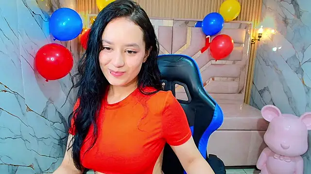Aleja r  online show from 06/28/26, 12:22