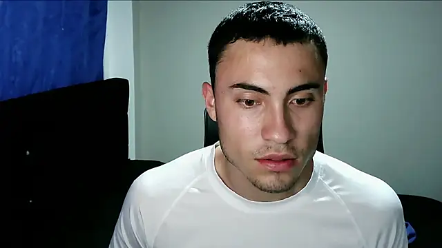 Ethann Valee online show from 08/05/26, 12:57