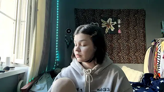 StellaCors online show from 06/19/26, 01:59