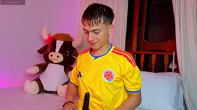 Evaan Hot online show from 06/14/26, 01:14