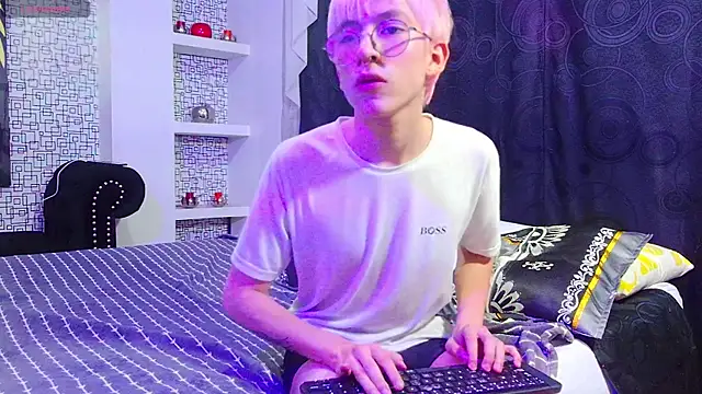 axell stone  online show from 07/23/26, 01:58