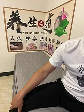 qujing002 online show from 07/12/26, 01:35