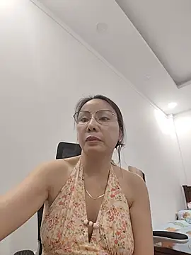 Fanritar online show from 06/18/26, 03:38