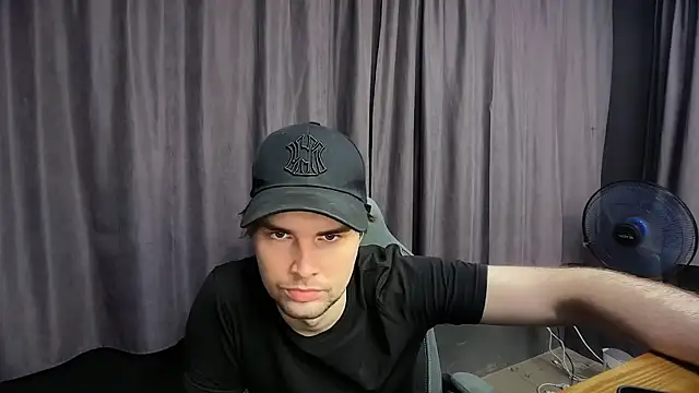 matthewglitch online show from 06/11/26, 07:39