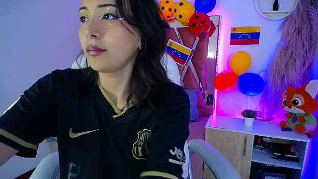 Camiila  1 online show from 06/16/26, 11:35