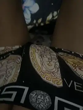 ronnnnn718 online show from 07/15/26, 10:20