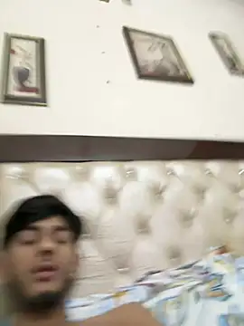 ronnnnn718 online show from 07/17/26, 10:00