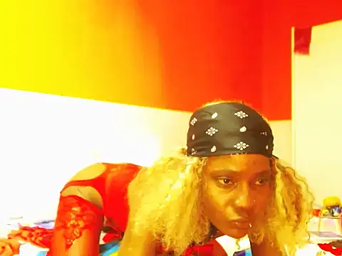 BadGirlCocoXx online show from 06/13/26, 02:37