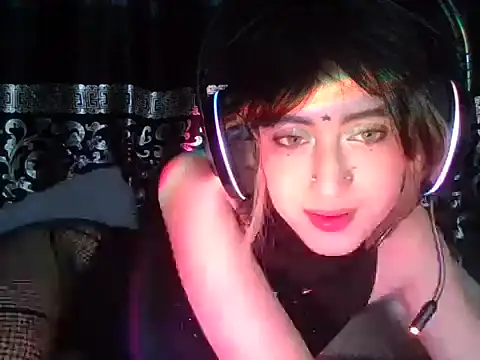 kittenpasive30 online show from 06/16/26, 11:40