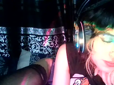 kittenpasive30 online show from 06/26/26, 04:39