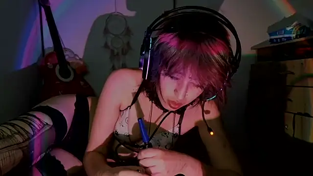 kittenpasive30 online show from 08/06/26, 04:47