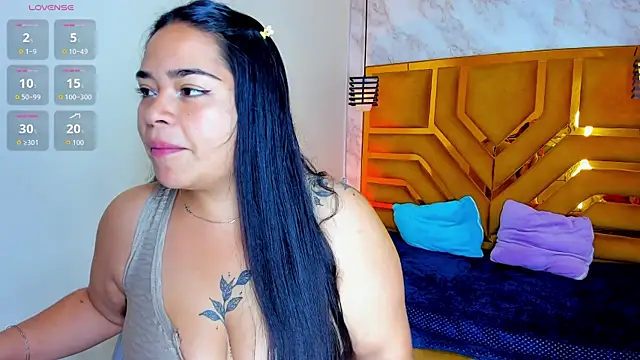 Snapshot of Violett_Cinnamon chatting on 07/15/26, 11:04 Violett Cinnamon online show from 07/15/26, 11:04