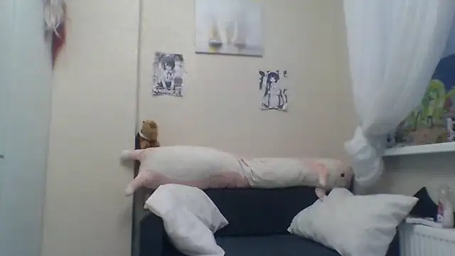 Snapshot of DinaKolter chatting on 07/20/26, 04:31 DinaKolter online show from 07/20/26, 04:31