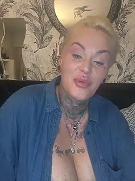 InkedMissLaBaehm online show from 06/15/26, 10:56