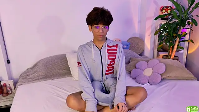 Samy Twink online show from 06/29/26, 12:50
