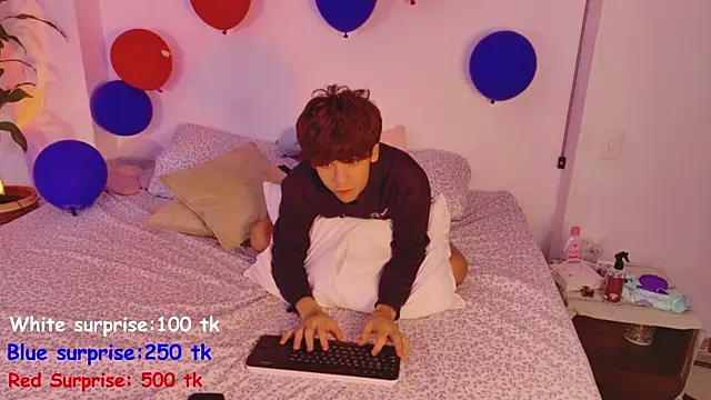 Samy Twink online show from 07/08/26, 03:22