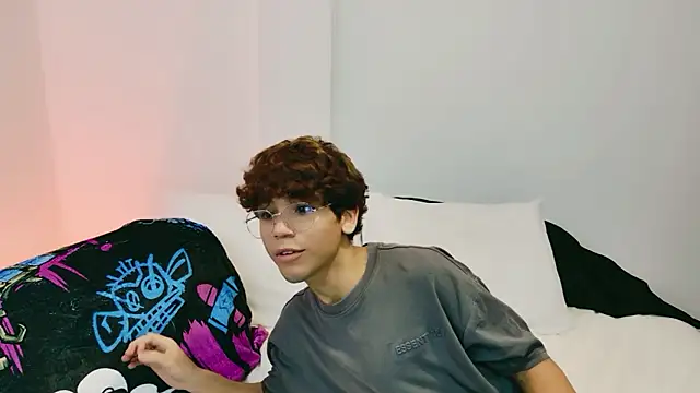 Samy Twink online show from 07/19/26, 03:10