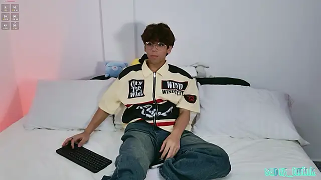 Samy Twink online show from 07/23/26, 03:37