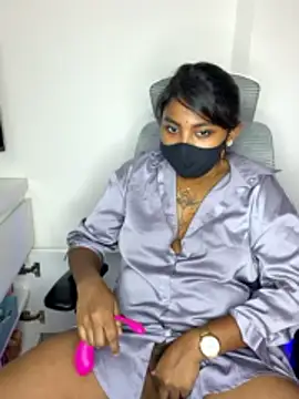 I am amisha online show from 06/11/26, 09:24