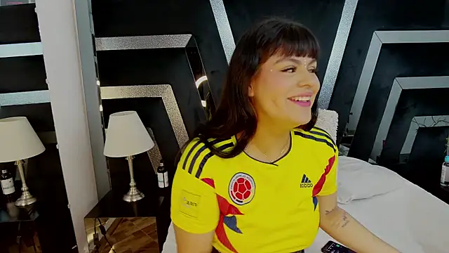 Fer Parker18 online show from 06/23/26, 11:03