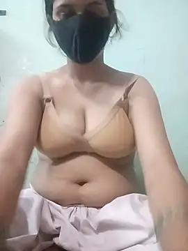 Snapshot of bharti_2 chatting on 06/18/26, 07:30 bharti 2 online show from 06/18/26, 07:30