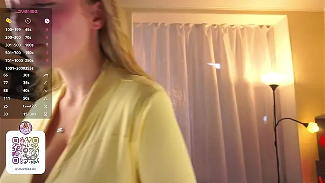 KatherineBergamine online show from 06/11/26, 02:04