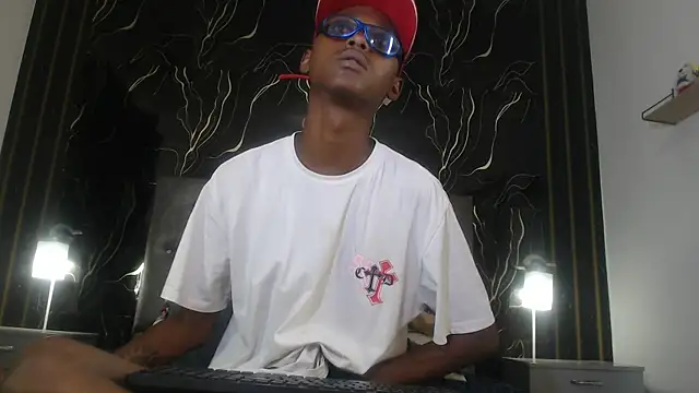 Snapshot of Joel_Bell chatting on 07/21/26, 12:07 Joel Bell online show from 07/21/26, 12:07