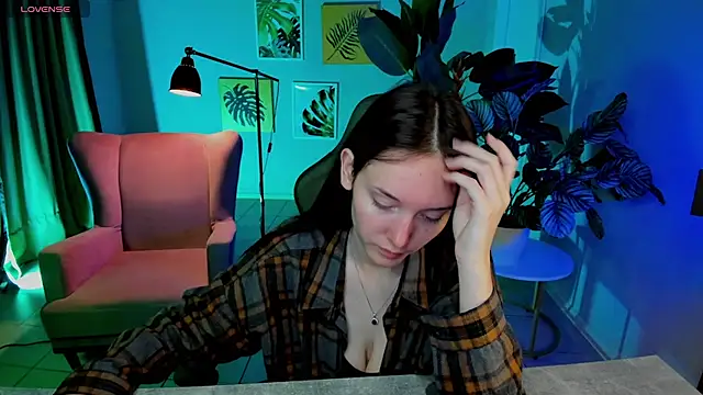 Eva Leeee online show from 06/23/26, 05:16