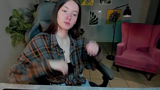 Eva Leeee online show from 06/25/26, 05:07