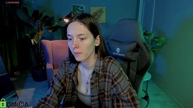 Eva Leeee online show from 07/16/26, 05:02
