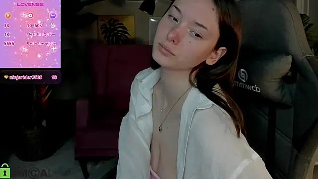 Eva Leeee online show from 08/03/26, 04:55