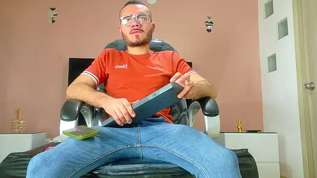 Matia Zelvya online show from 07/10/26, 11:35