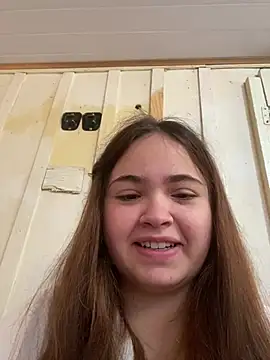 bella  hott online show from 06/21/26, 10:40