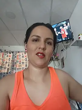 Zafiraluxx online show from 07/07/26, 04:22
