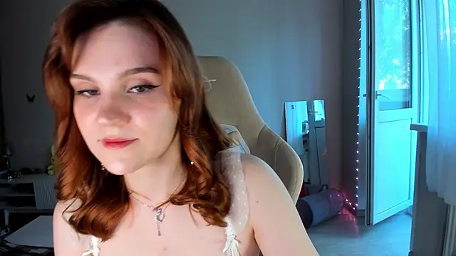 amelia braun online show from 06/15/26, 01:52